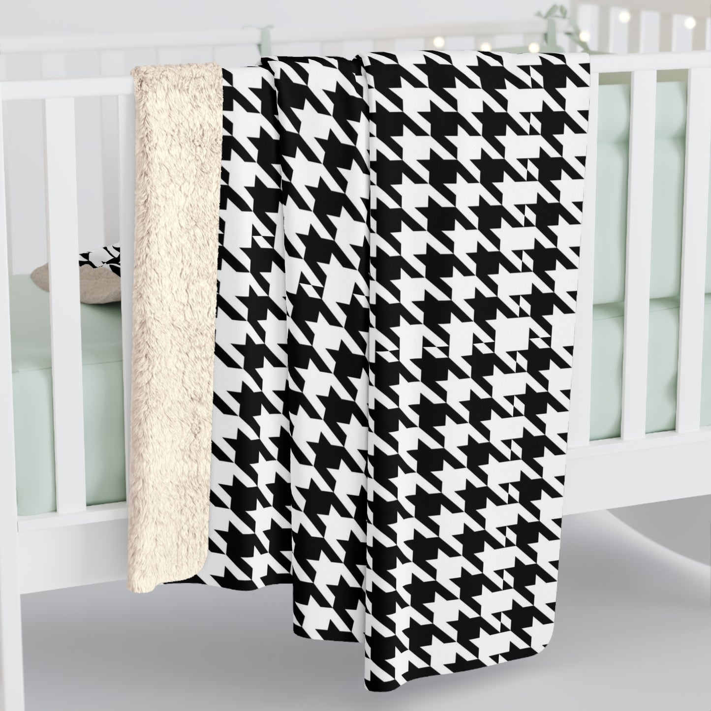 Houndstooth Sherpa Fleece Blanket