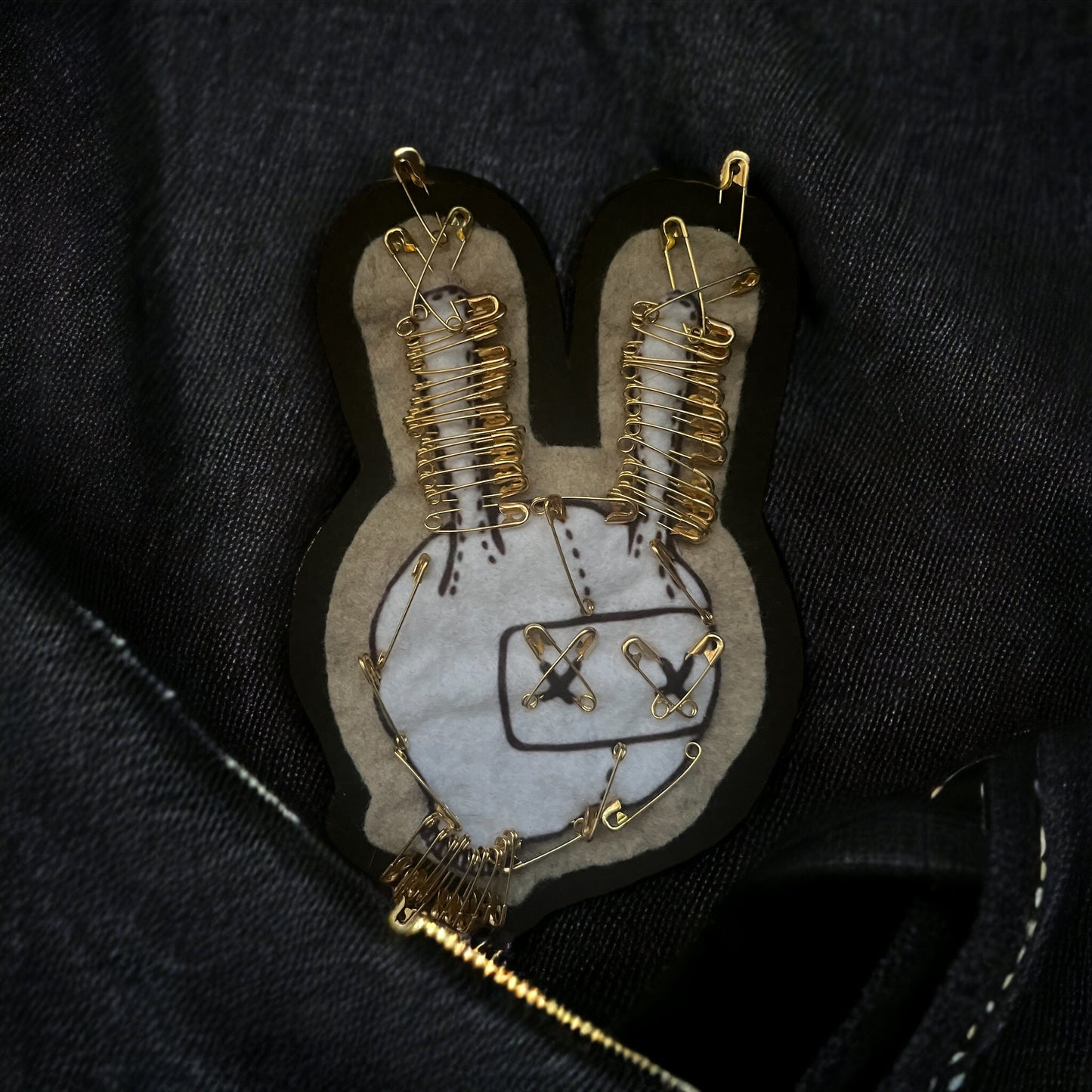 Bandy Clothing Pin